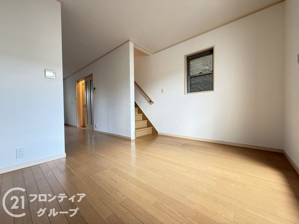 長岡京市久貝３丁目の中古一戸建て