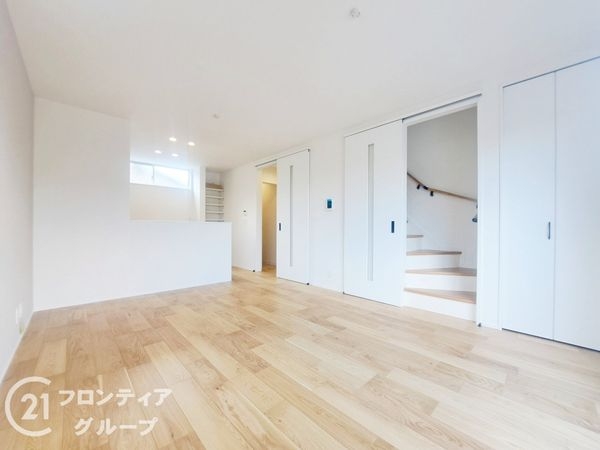 向日市寺戸町西田中瀬　新築一戸建て