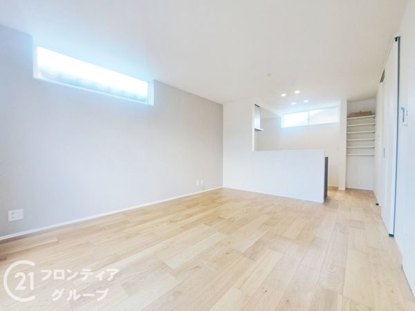 向日市寺戸町西田中瀬　新築一戸建て
