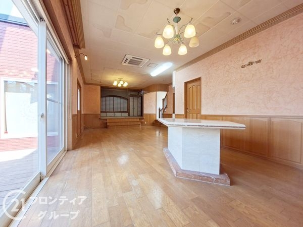 八幡市男山吉井の中古一戸建て
