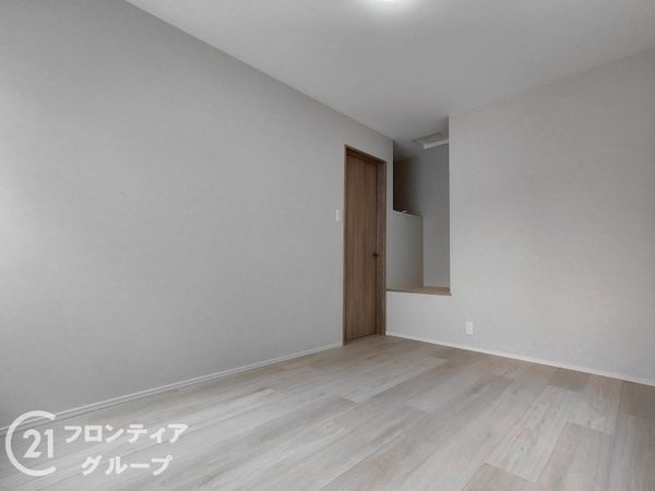 向日市寺戸町新田の中古一戸建て