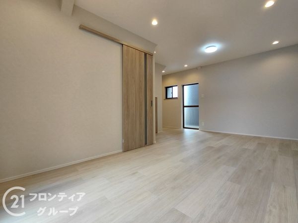 向日市寺戸町新田の中古一戸建て