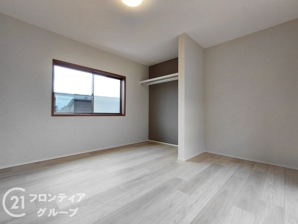 向日市寺戸町新田の中古一戸建て