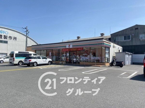 京都市伏見区羽束師菱川町の中古一戸建て(セブンイレブン向日南金村店)