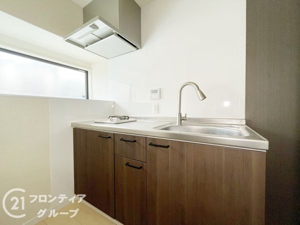 京都市伏見区羽束師菱川町　中古一戸建て