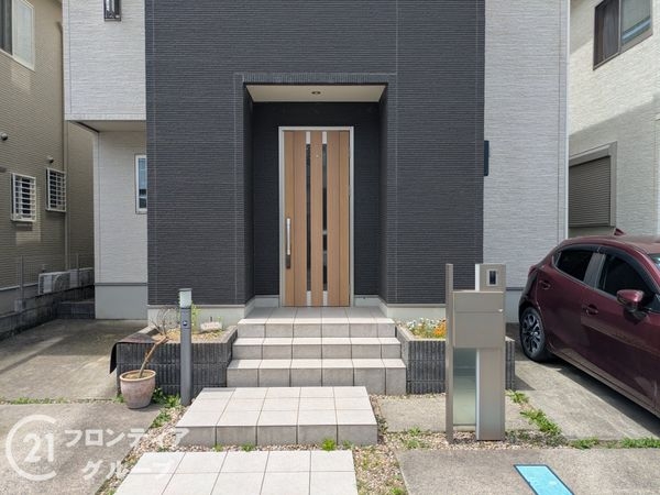 大津市比叡辻１丁目の中古一戸建て