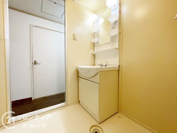 向島ニュータウン第三街区Ｄ棟　中古マンション