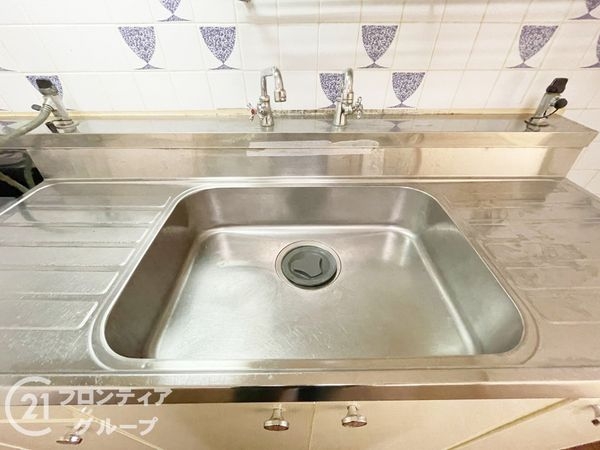 向島ニュータウン第三街区Ｄ棟　中古マンション
