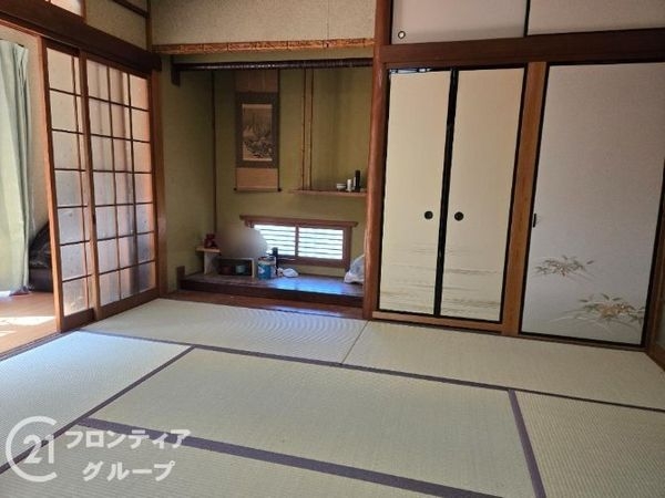 城陽市寺田尼塚の中古一戸建て