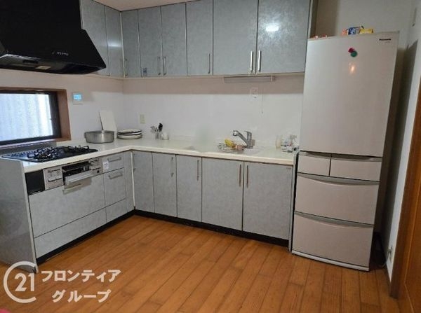 城陽市寺田尼塚の中古一戸建て