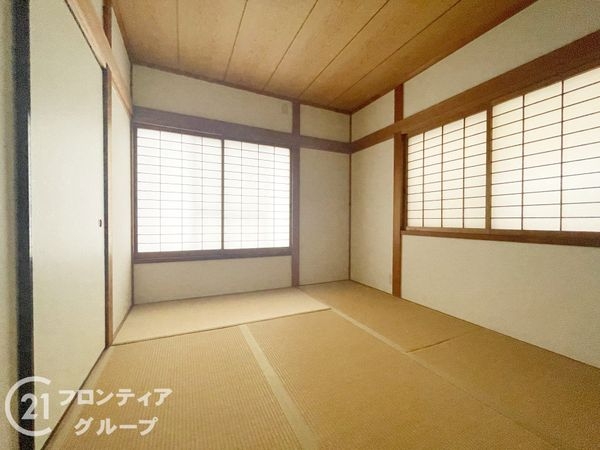 宇治市開町の中古一戸建て
