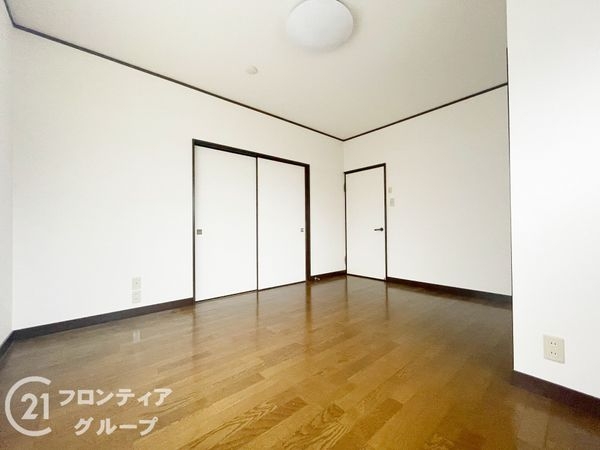 宇治市開町の中古一戸建て