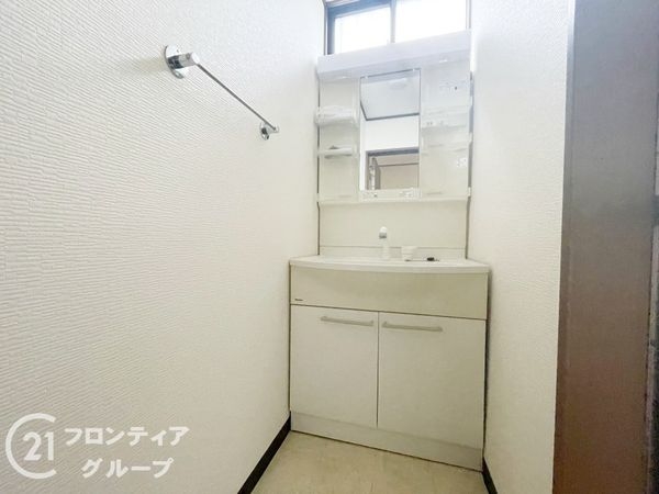宇治市開町の中古一戸建て