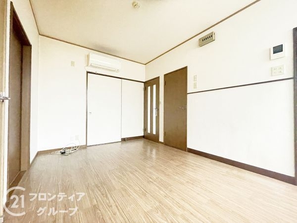 宇治市開町の中古一戸建て