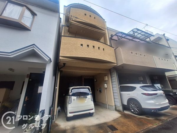 京都市伏見区深草越後屋敷町の中古一戸建て