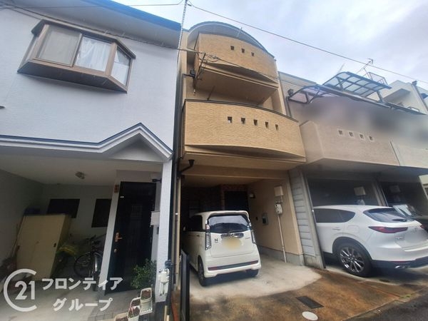 京都市伏見区深草越後屋敷町の中古一戸建て