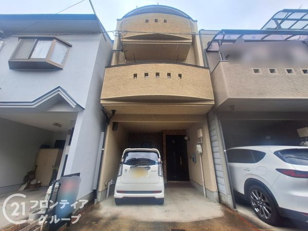 京都市伏見区深草越後屋敷町の中古一戸建て