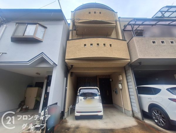 京都市伏見区深草越後屋敷町 中古一戸建て