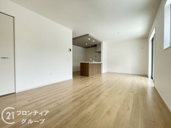 京都市伏見区向島二ノ丸町　新築一戸建て　１号棟