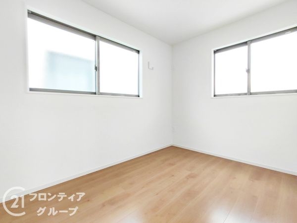 京都市伏見区深草仙石屋敷町　新築一戸建て　１期　１号棟