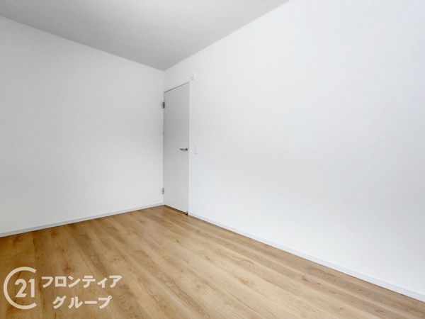 京都市伏見区深草仙石屋敷町　新築一戸建て　１期　２号棟