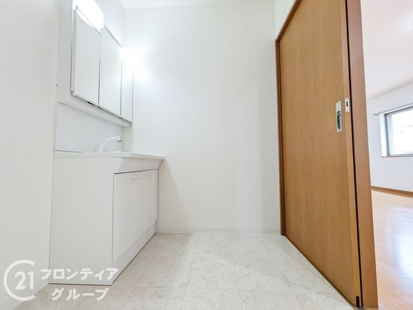 大津市石山寺４丁目の中古一戸建て