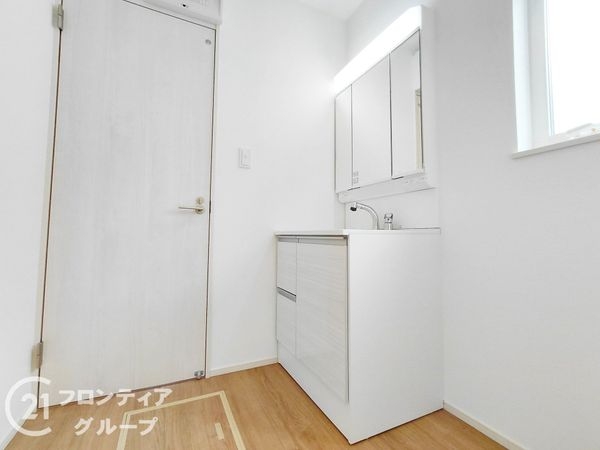 京都市伏見区久我御旅町　新築一戸建て　第１　１号棟