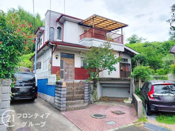 八幡市美濃山宮ノ背の中古一戸建て