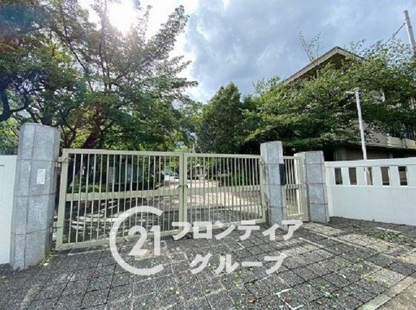 シャリエ京都円町　中古マンション(京都市立北野中学校)