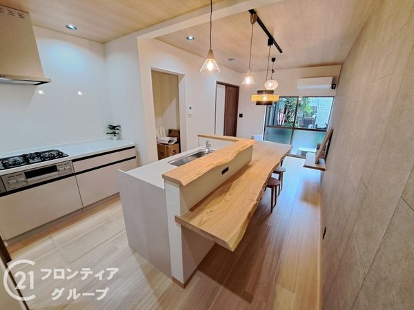 大津市梅林１丁目の中古一戸建て