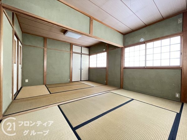 京都市伏見区深草越後屋敷町の中古一戸建て