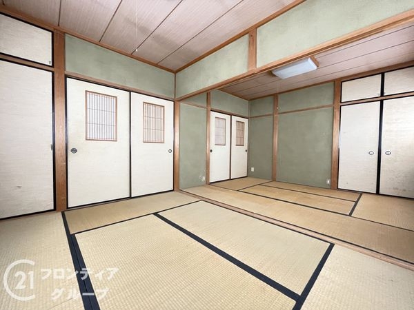 京都市伏見区深草越後屋敷町の中古一戸建て