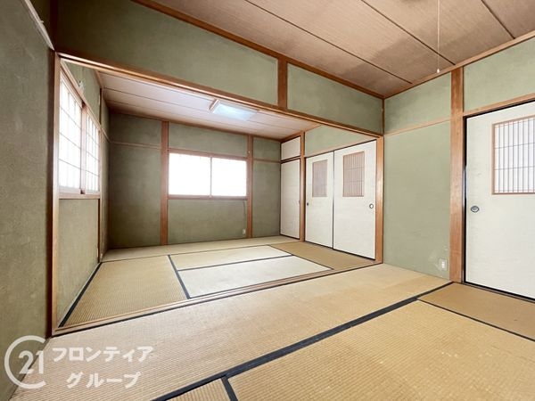 京都市伏見区深草越後屋敷町の中古一戸建て