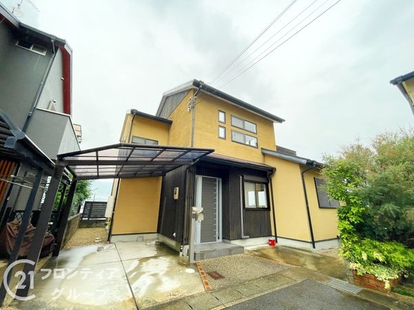 京都市山科区御陵岡ノ西町の中古一戸建て