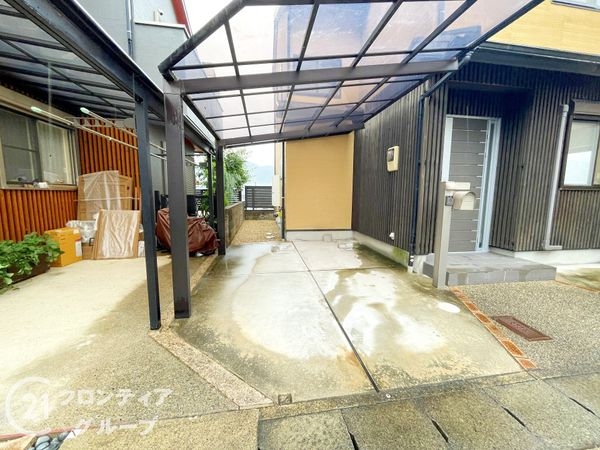 京都市山科区御陵岡ノ西町の中古一戸建て
