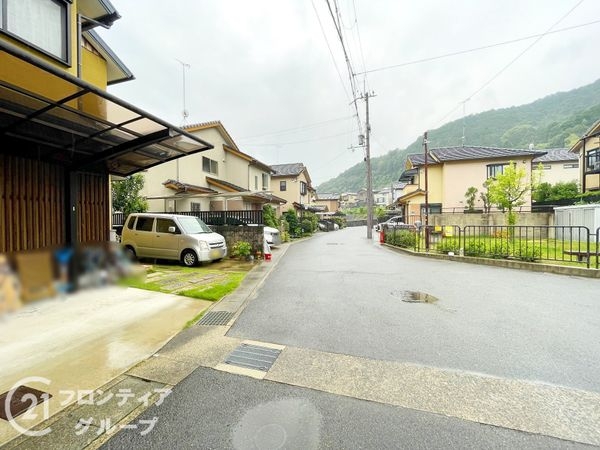 京都市山科区御陵岡ノ西町の中古一戸建て