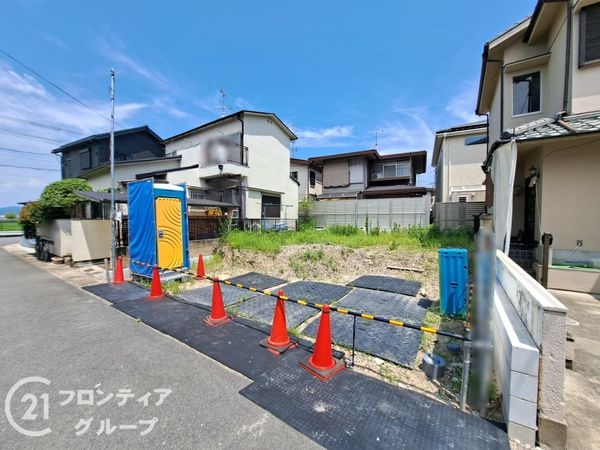 宇治市伊勢田町浮面　新築一戸建て　１期　１号棟