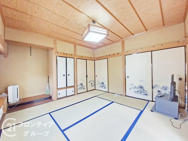 八幡市橋本興正の中古一戸建て