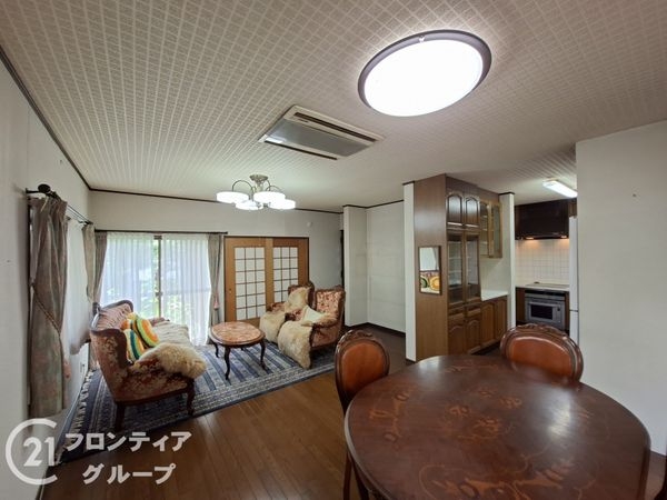 八幡市橋本興正　中古一戸建て
