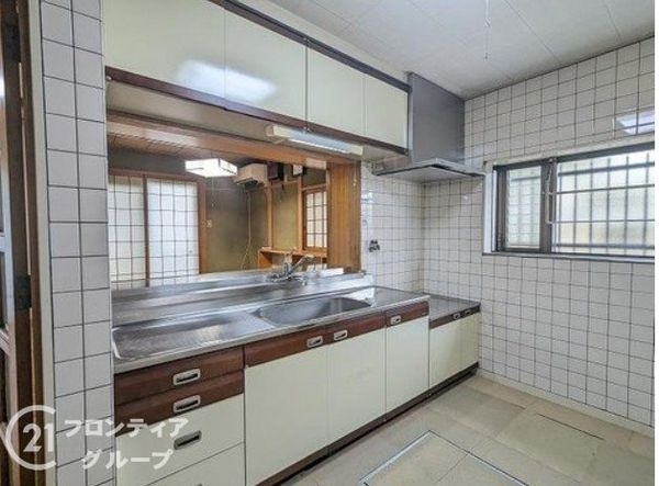 八幡市西山丸尾の中古一戸建て