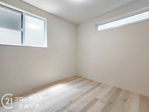 向日市鶏冠井町東井戸　新築一戸建て　１号棟