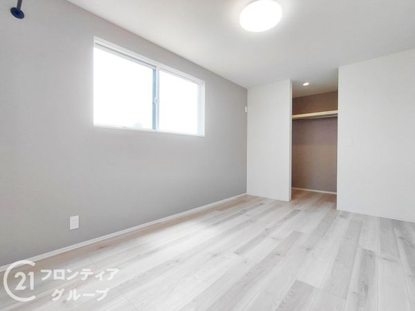 向日市鶏冠井町東井戸　新築一戸建て　１号棟