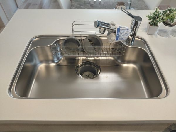 向日市鶏冠井町東井戸　新築一戸建て　１号棟