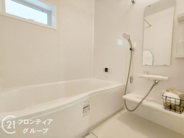 向日市鶏冠井町東井戸　新築一戸建て　１号棟