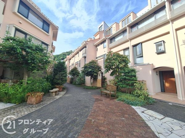 ティアラ・ガーデンシティセントコート中古マンション