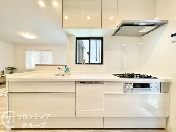 京都市西京区御陵峰ケ堂町２丁目　中古一戸建て