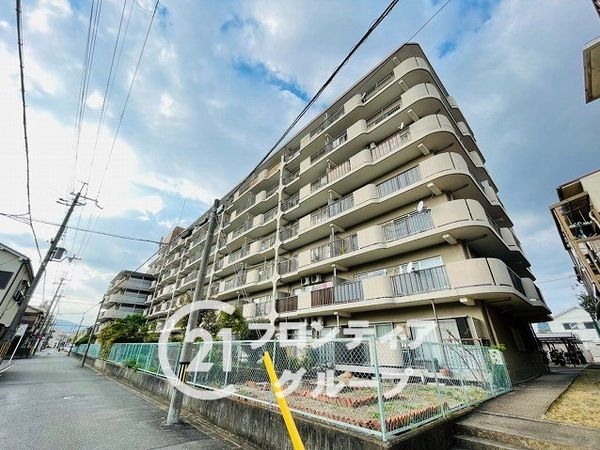 洛南ハイライフ西棟　中古マンション