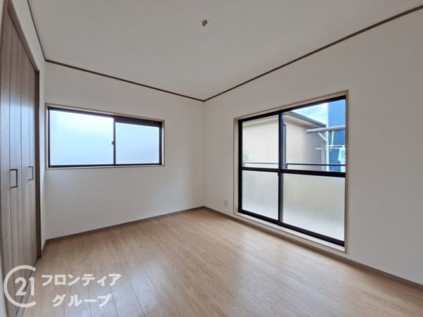 八幡市八幡神原の中古一戸建て