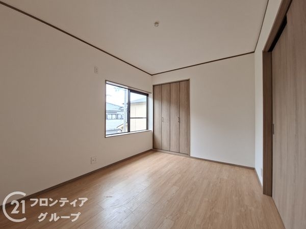 八幡市八幡神原の中古一戸建て