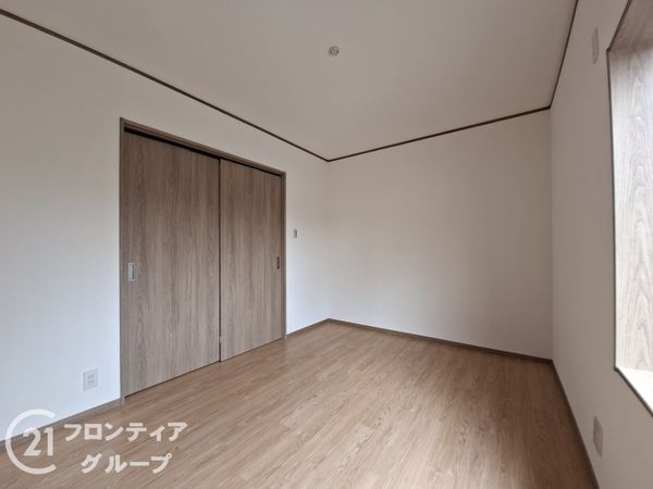 八幡市八幡神原の中古一戸建て